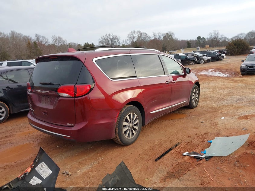 2020 Chrysler Pacifica Touring L Plus