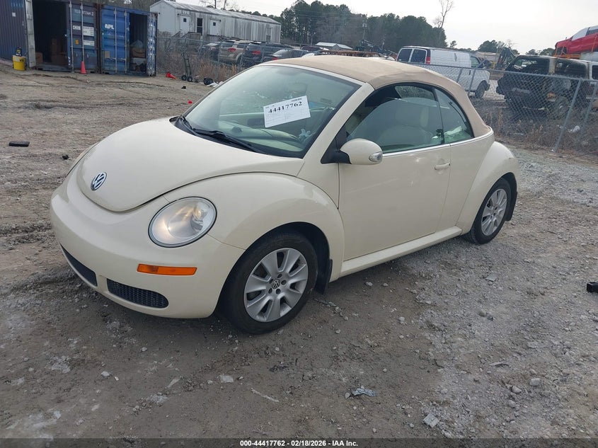 2008 Volkswagen New Beetle S