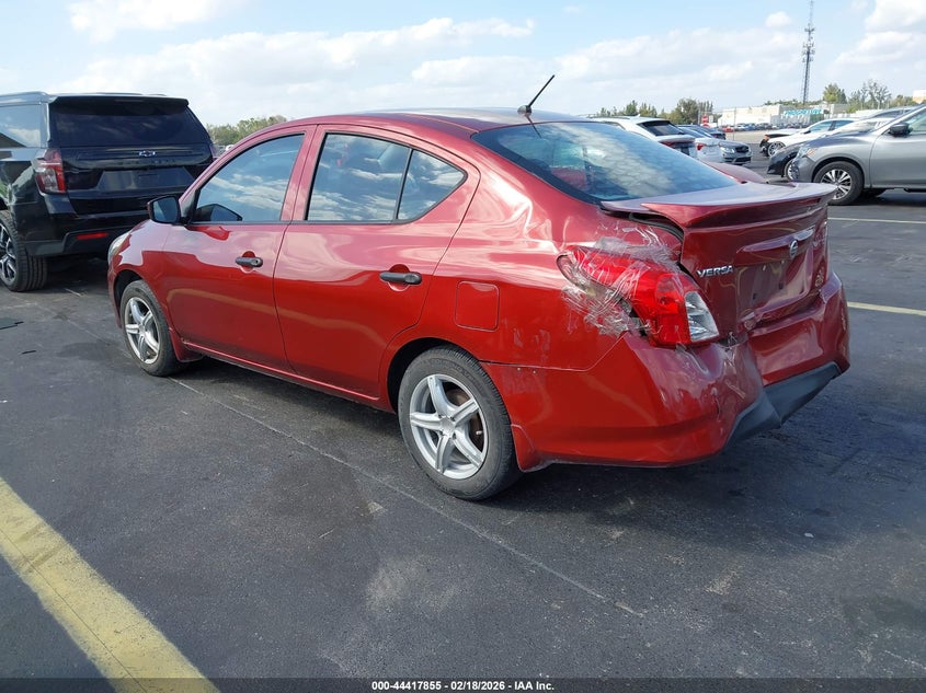 2017 Nissan Versa 1.6 S+