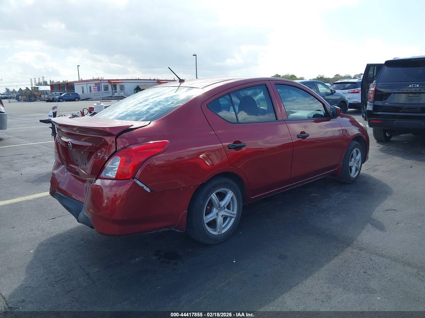 2017 Nissan Versa 1.6 S+