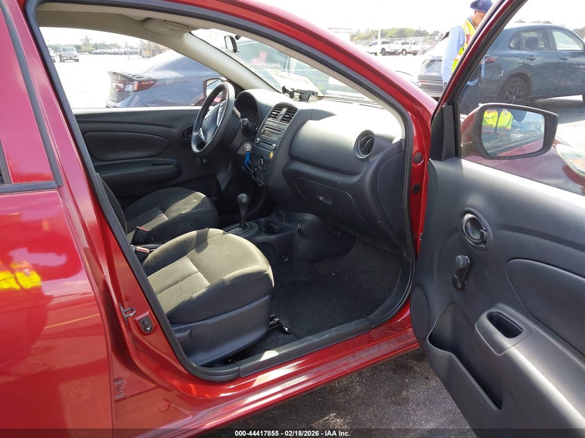 2017 Nissan Versa 1.6 S+