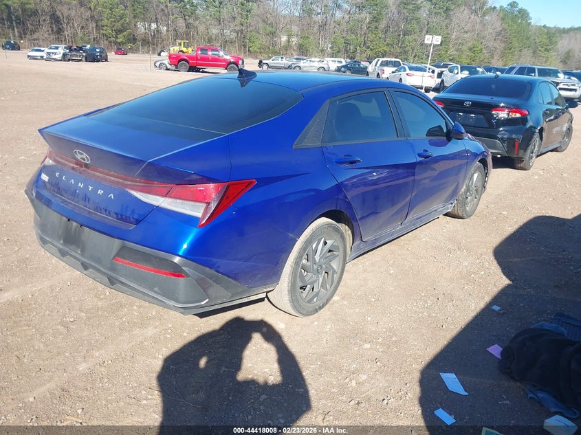 2024 Hyundai Elantra Sel