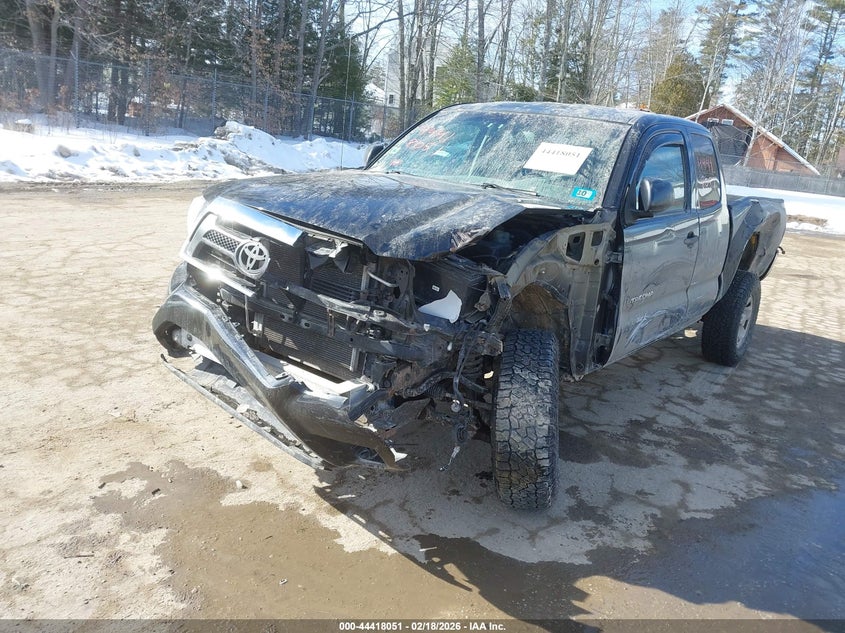 2013 Toyota Tacoma Base V6