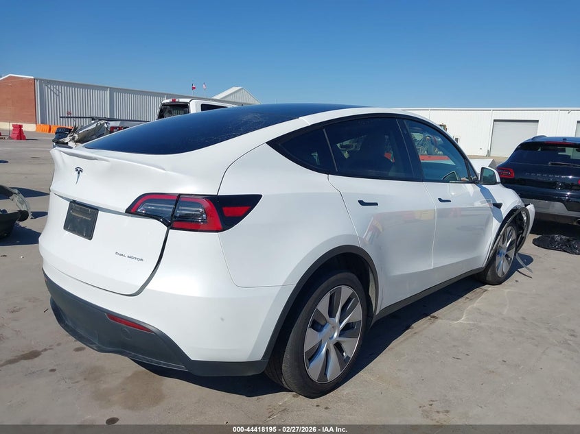 2023 TESLA MODEL Y auction photo 4