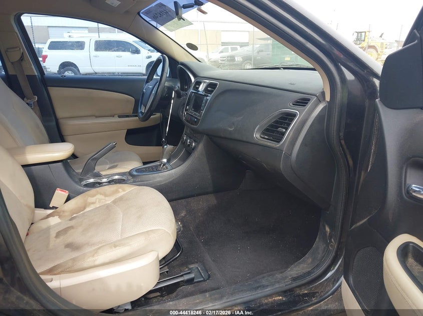 2011 Chrysler 200 Touring