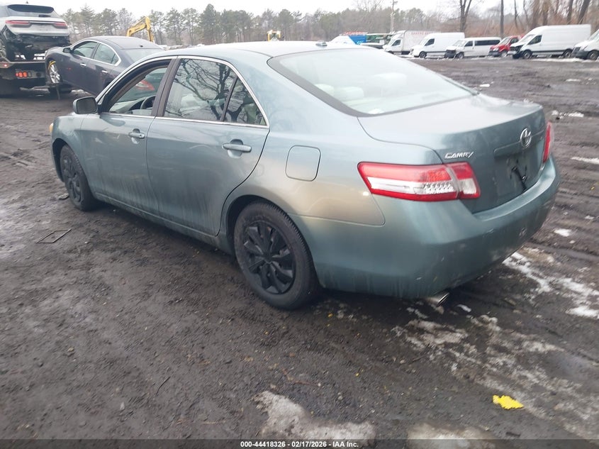 2010 Toyota Camry Le V6