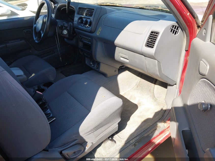 2001 Nissan Frontier Xe