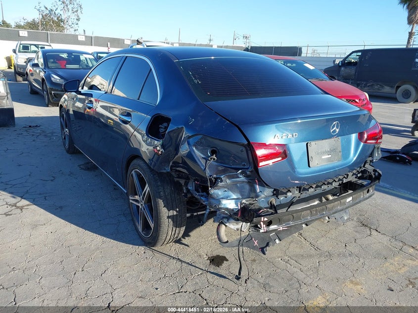2021 Mercedes-Benz A 220 VIN: W1K3G4EB2MJ255040 Lot: 44418451