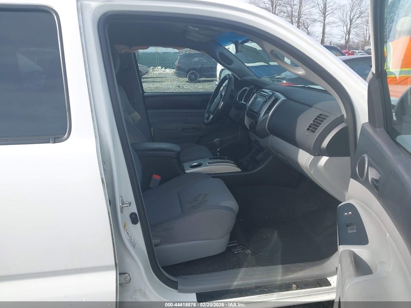 2015 Toyota Tacoma Base V6