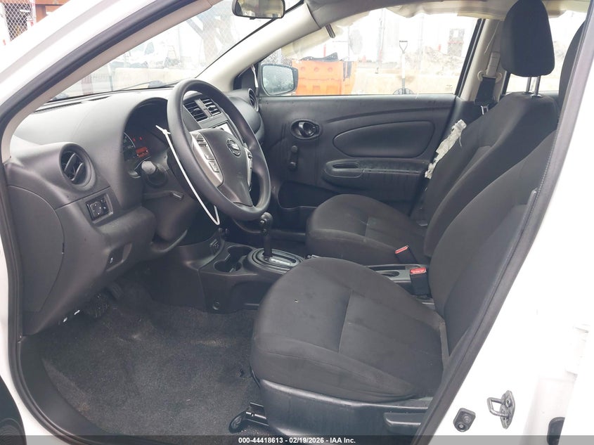 2019 Nissan Versa 1.6 S+