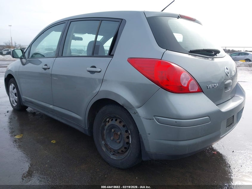 2009 Nissan Versa 1.8S