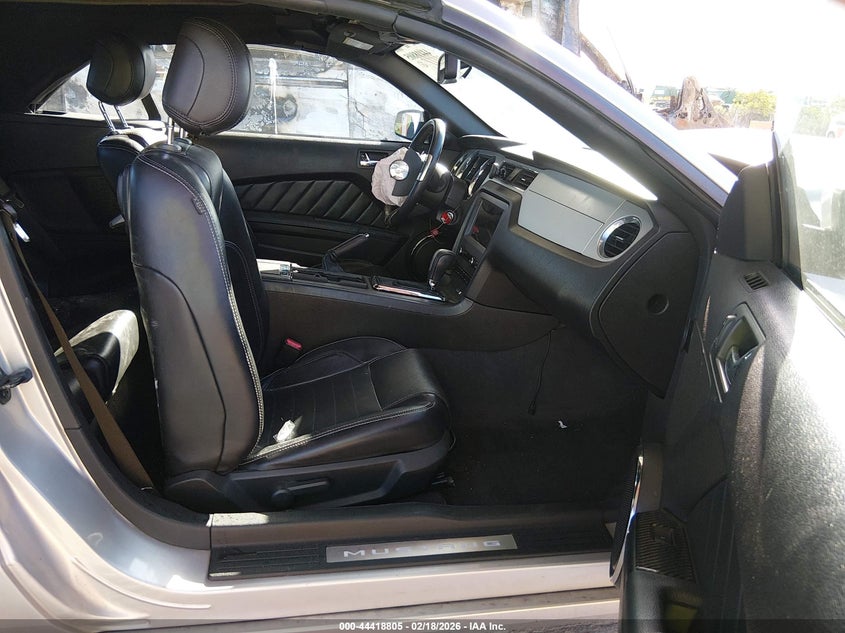 2013 Ford Mustang V6 Premium