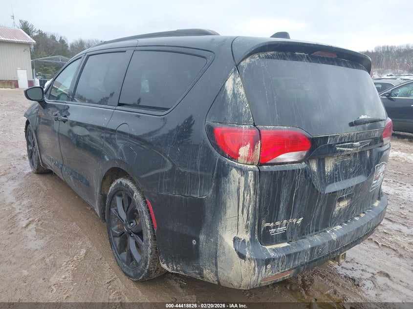 2020 Chrysler Pacifica Touring L Plus