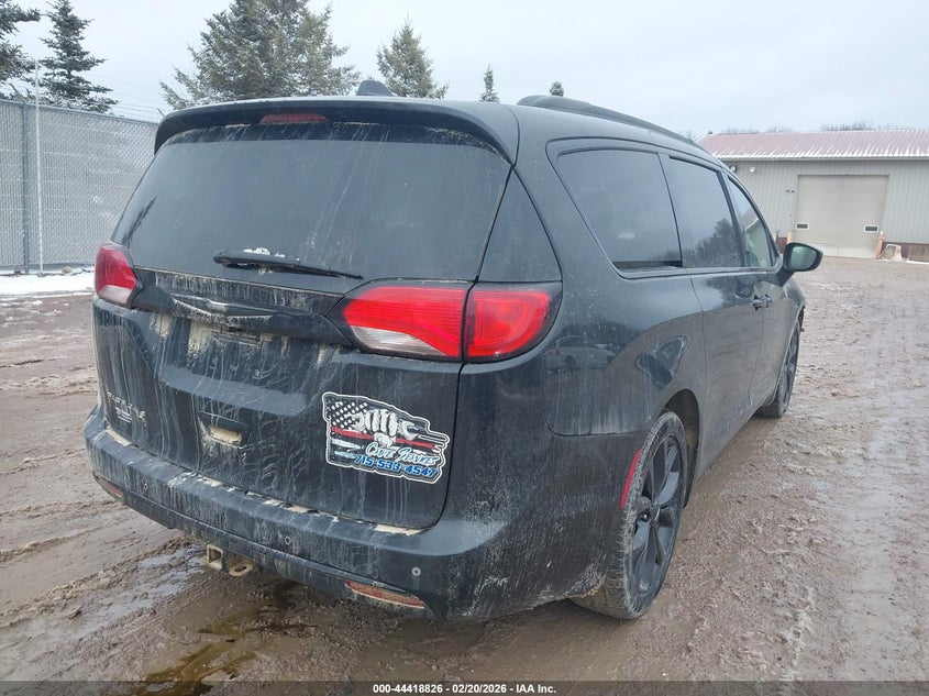 2020 Chrysler Pacifica Touring L Plus