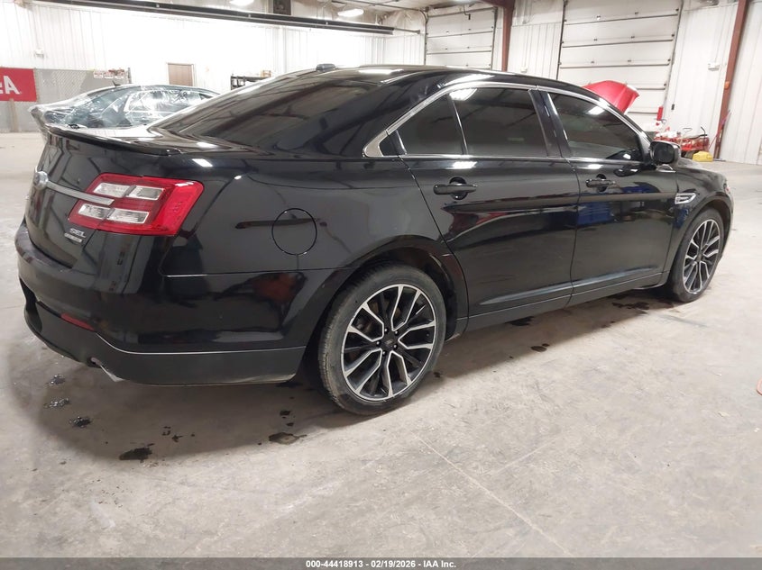 2018 Ford Taurus Sel