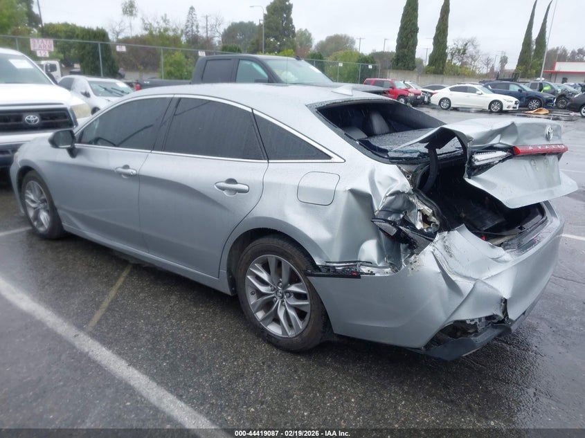 2019 Toyota Avalon Xle