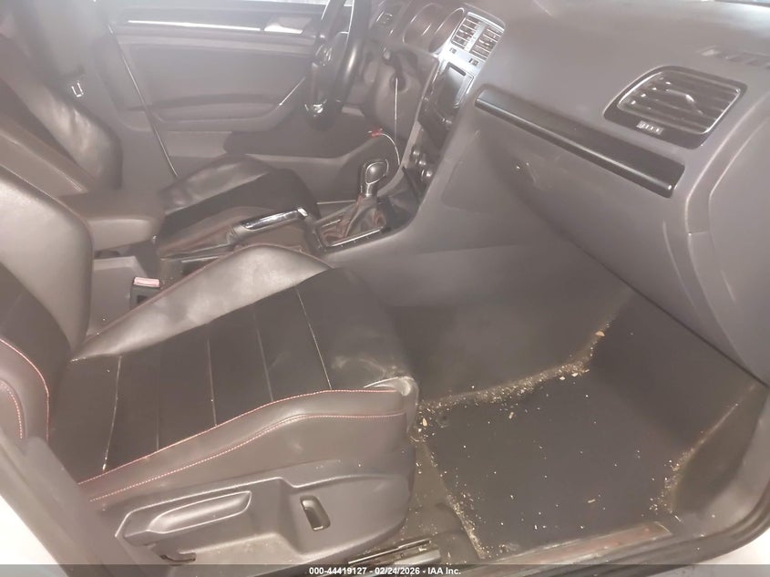 2015 Volkswagen Golf Gti 2.0T Se 4-Door