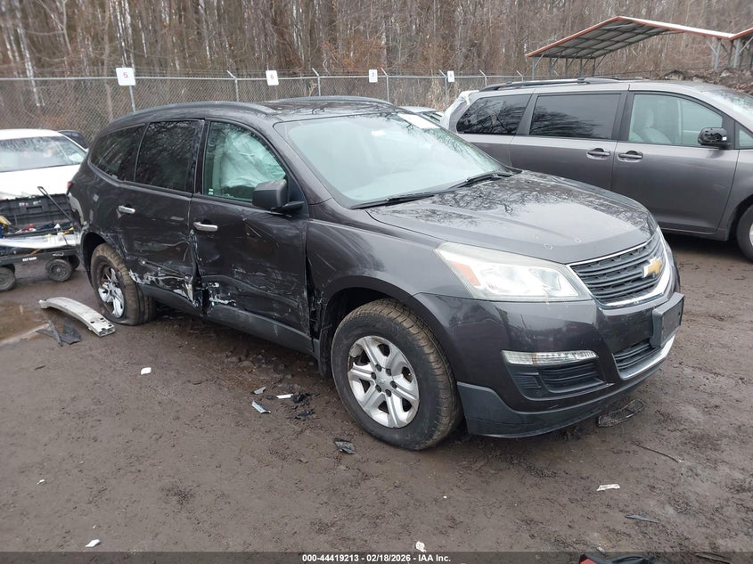 2017 CHEVROLET TRAVERSE LS