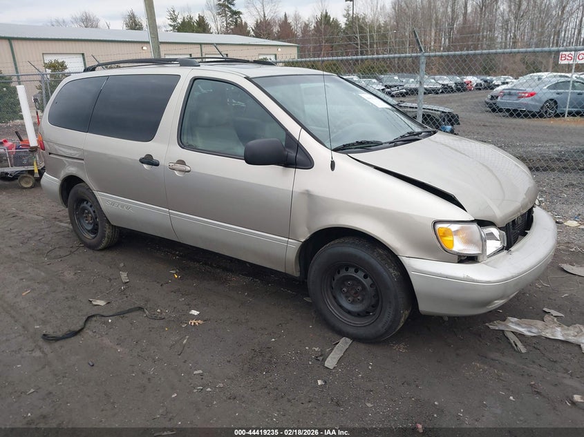 2000 TOYOTA SIENNA XLE