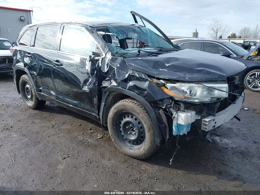 2016 Toyota Highlander Limited Platinum V6