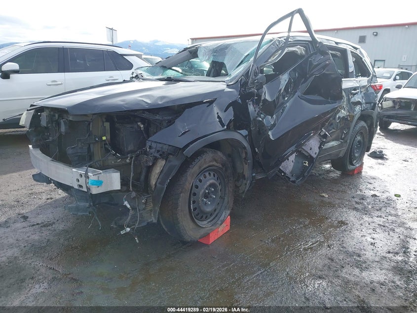 2016 Toyota Highlander Limited Platinum V6