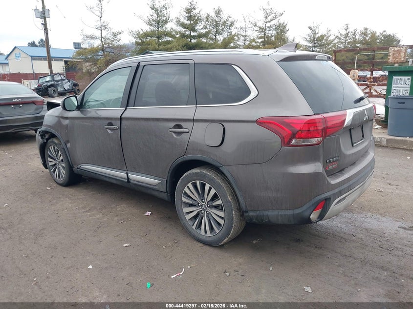 2019 Mitsubishi Outlander Sel