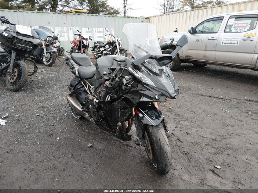 2022 Suzuki Gsx1000 Gt/Gt+