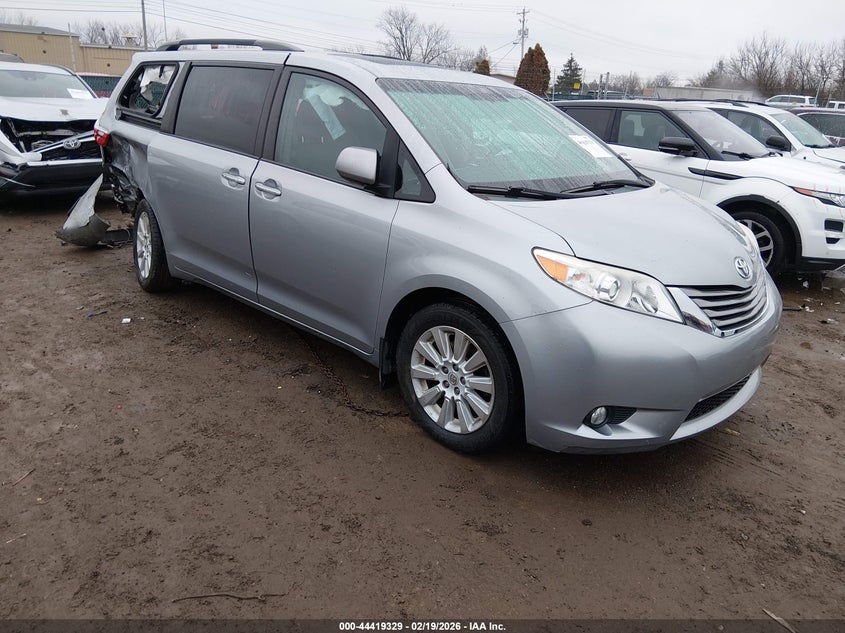 2015 Toyota Sienna Xle 7 Passenger