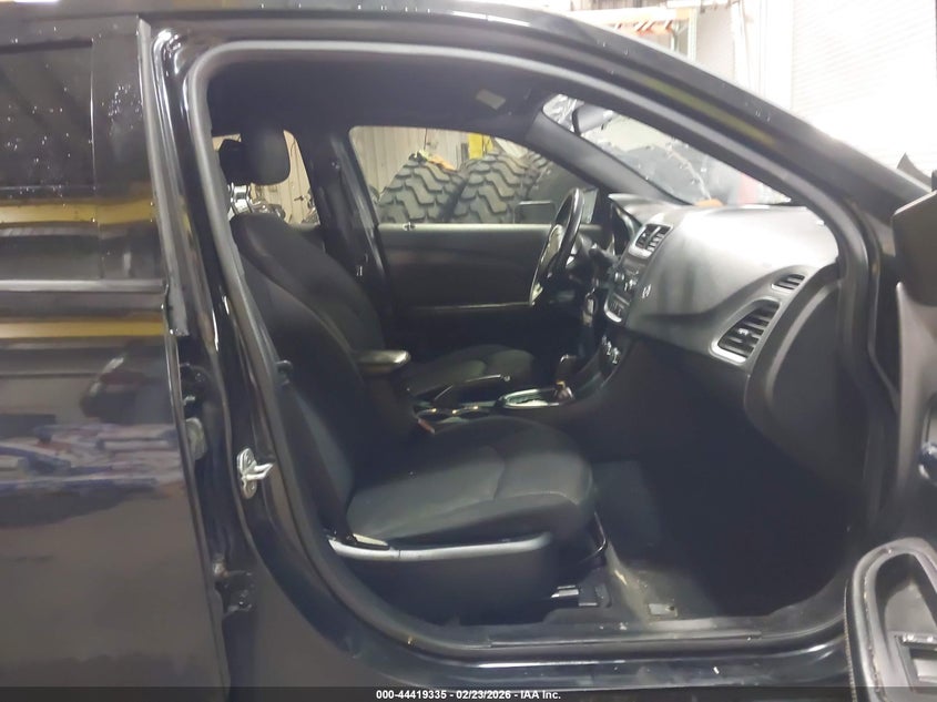 2013 Dodge Avenger Sxt