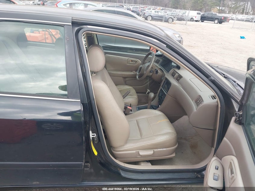 2000 Toyota Camry Le V6