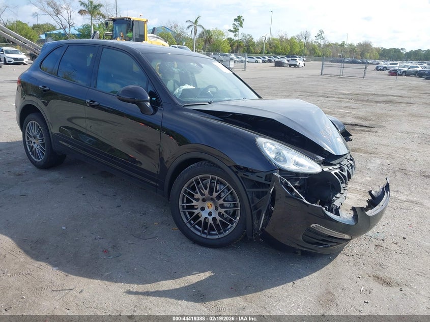2014 Porsche Cayenne Platinum Edition