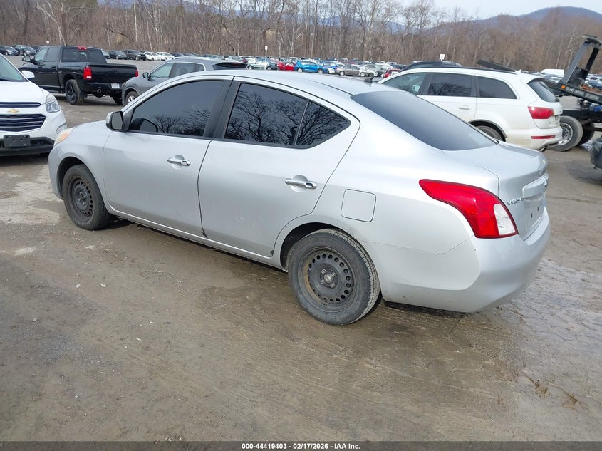 2012 Nissan Versa 1.6 Sv