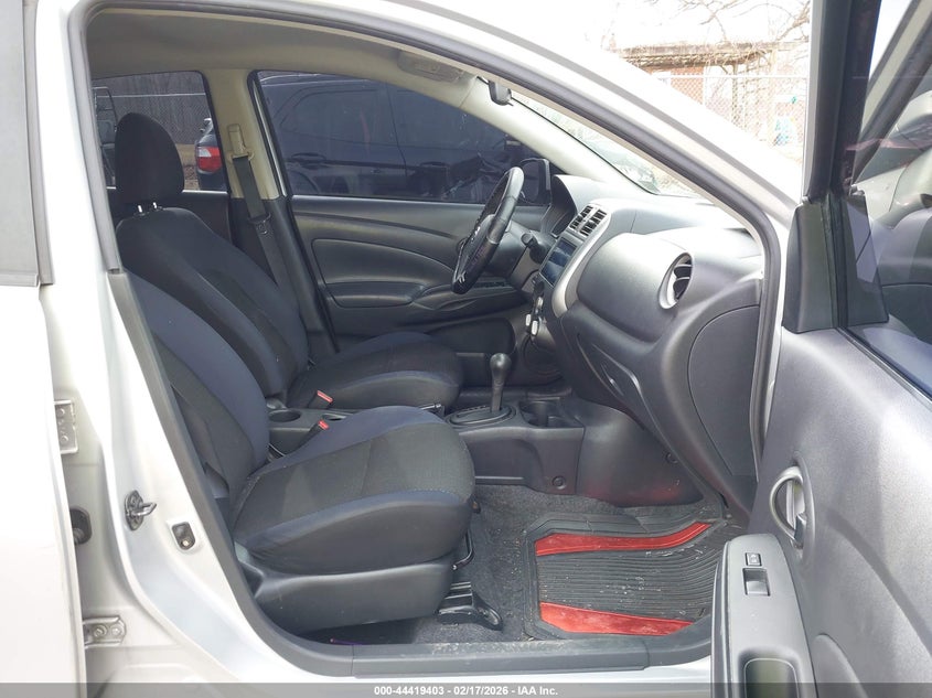 2012 Nissan Versa 1.6 Sv