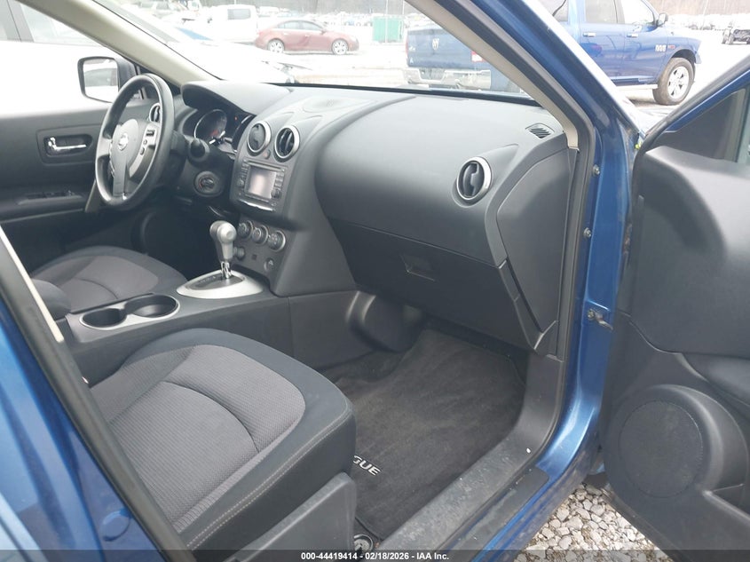 2011 Nissan Rogue Sv