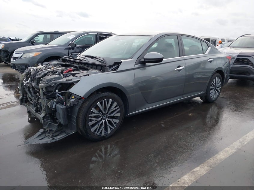 2023 Nissan Altima Sv Fwd