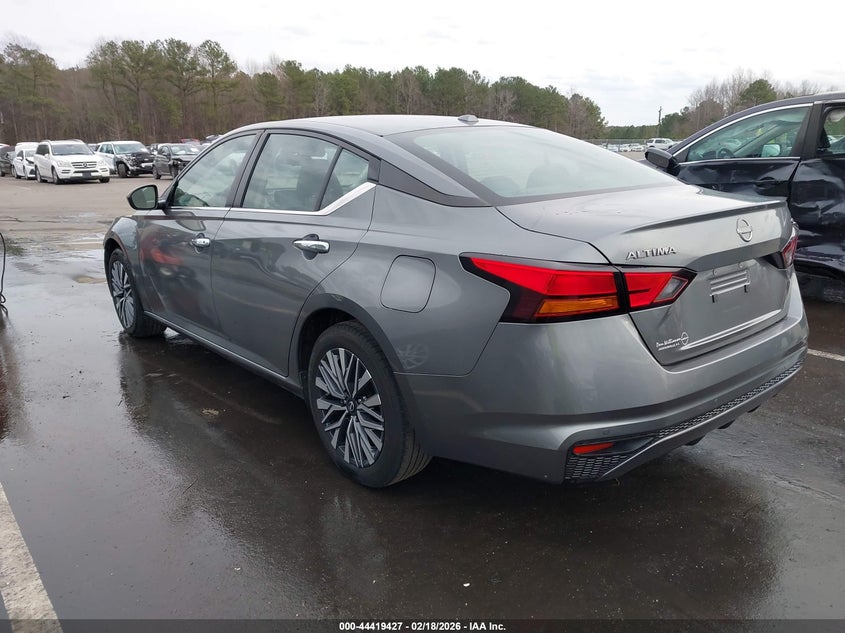 2023 Nissan Altima Sv Fwd