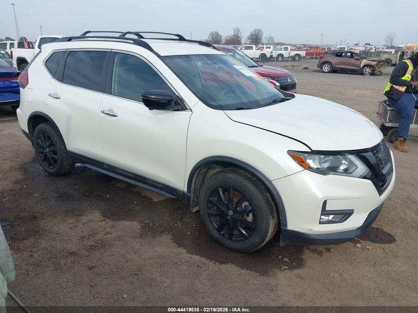 2018 Nissan Rogue Sv