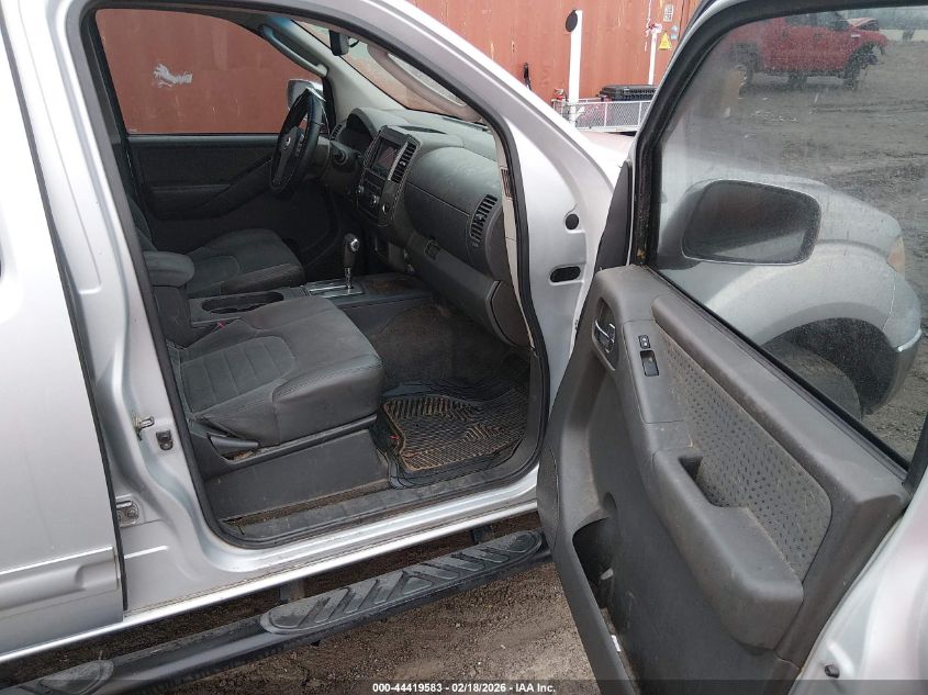 2010 Nissan Frontier Le