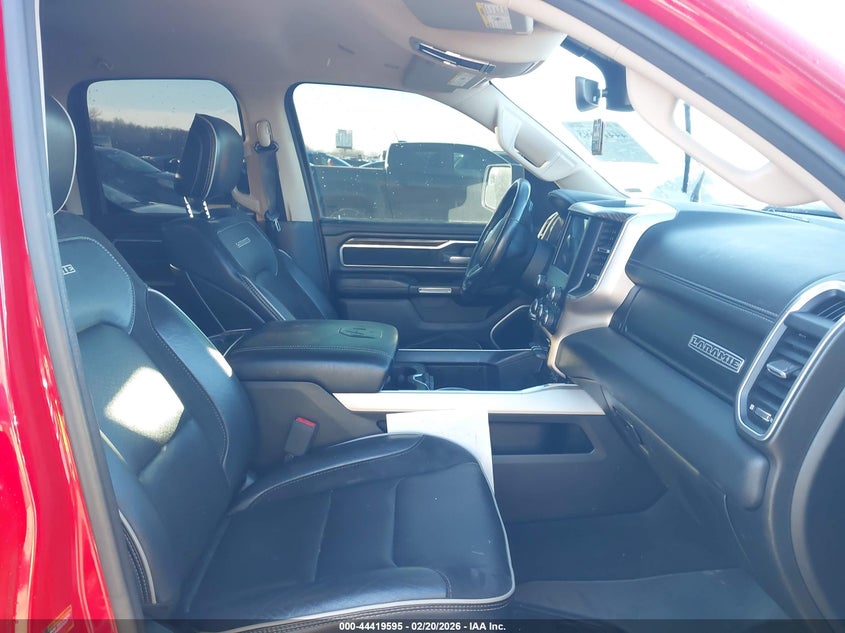 2020 Ram 1500 Laramie 4X4 6'4 Box