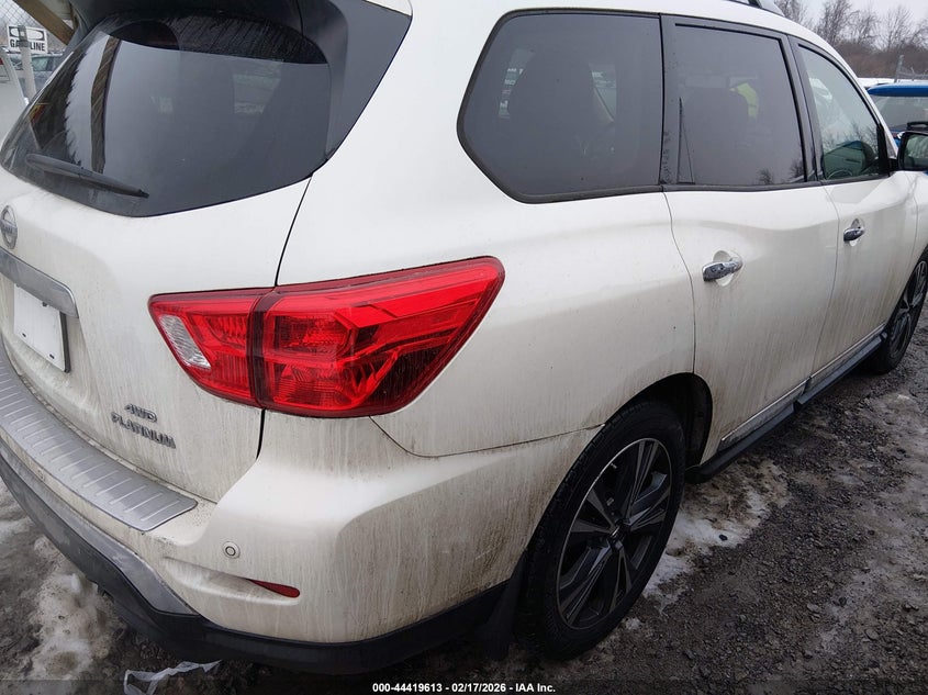 2018 Nissan Pathfinder Platinum