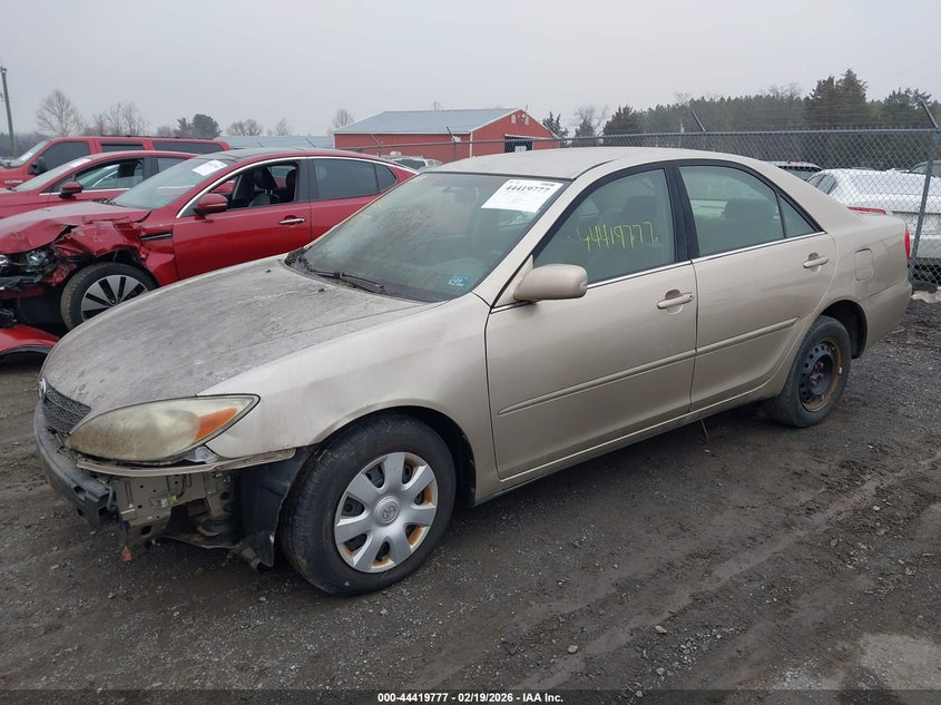2004 Toyota Camry Le