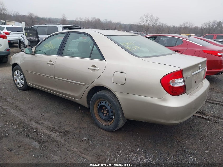 2004 Toyota Camry Le