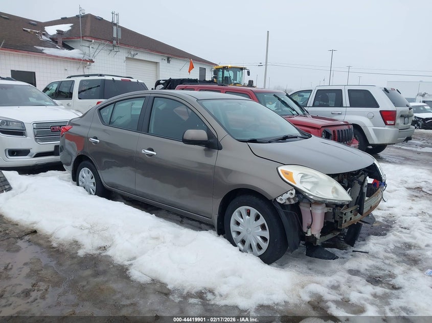 2012 Nissan Versa 1.6 Sv