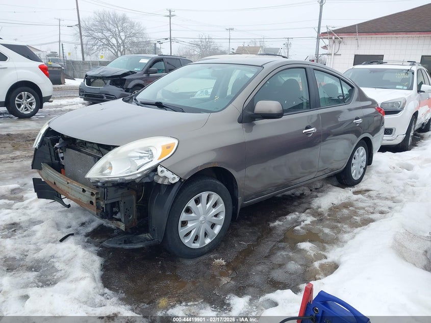 2012 Nissan Versa 1.6 Sv