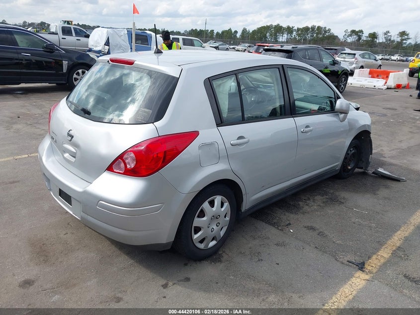 2009 Nissan Versa 1.8S