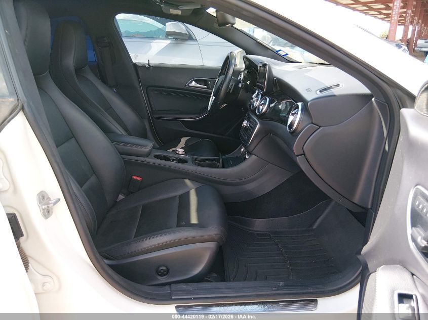 2014 Mercedes-Benz Cla 250