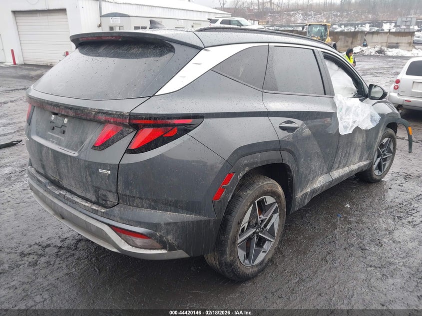 2025 Hyundai Tucson Sel