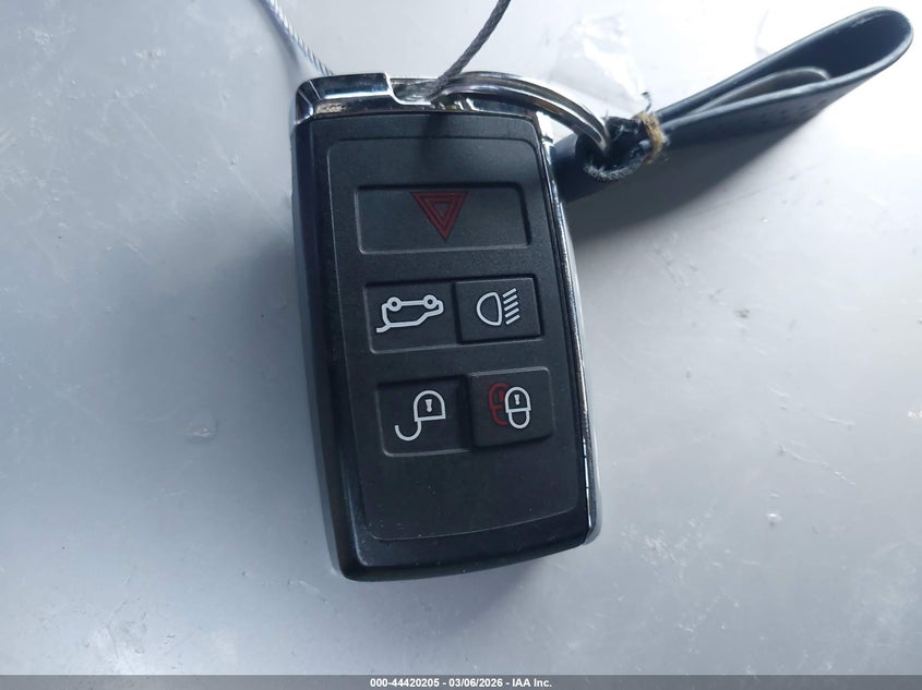 2023 Land Rover Defender 110 S VIN: SALEJ7EX4P2162559 Lot: 44420205