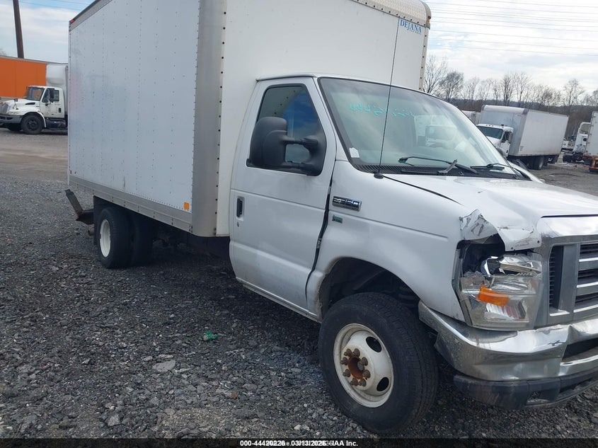 2013 FORD E-350 CUTAWAY