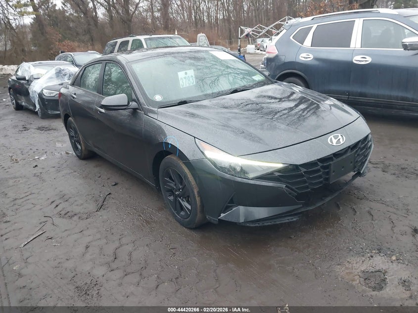 2022 Hyundai Elantra Sel